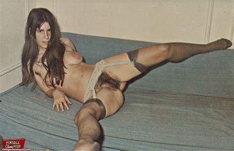 Classic Porn Naked Retro Hippie Ladies Sho Xxx Dessert Picture 5