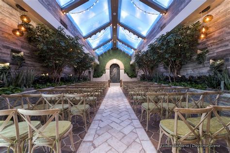 Las vegas traditional wedding packages. Vow Renewal at the Chapel of the Flowers 2021 - Las Vegas