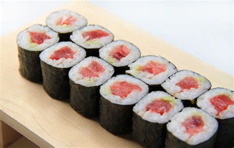 Tekkamaki Tuna Sushi Roll Recipe
