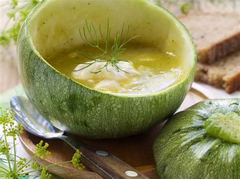 Velouté de courgettes Recette de Velouté de courgettes