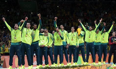 Com este nono título da liga mundial, somos agora os maiores vencedores da história da. Relembre a conquista da medalha de ouro do vôlei masculino ...
