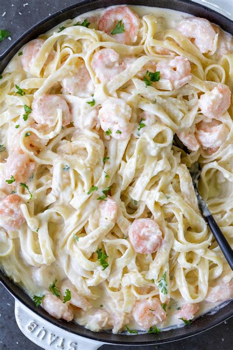 Shrimp Fettuccine Alfredo Recipe 30 Minutes Momsdish