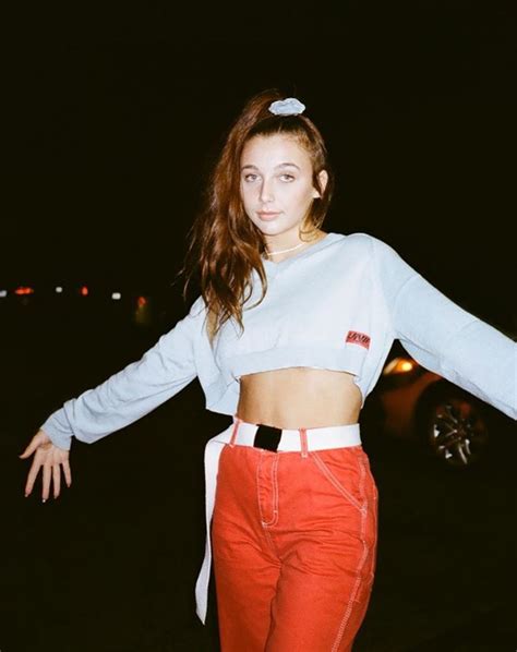Aesthetic Outfits Aesthetic Clothes Emma Chamberlain Outfits Emma