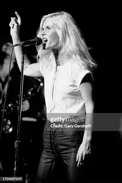 Kim Carnes Photos And Premium High Res Pictures Getty Images