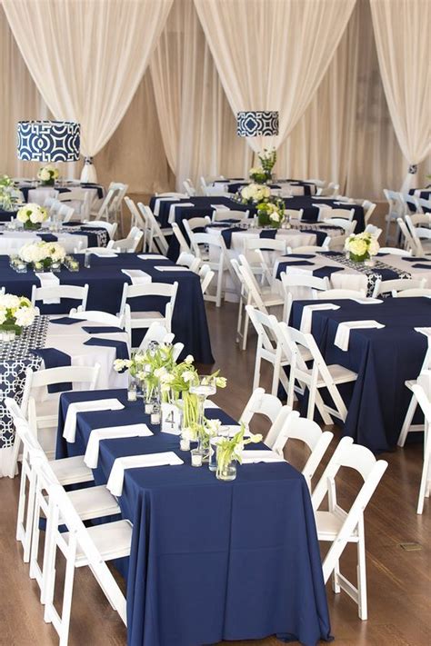 Modern Museum Wedding In Navy and White | Traditional wedding decor