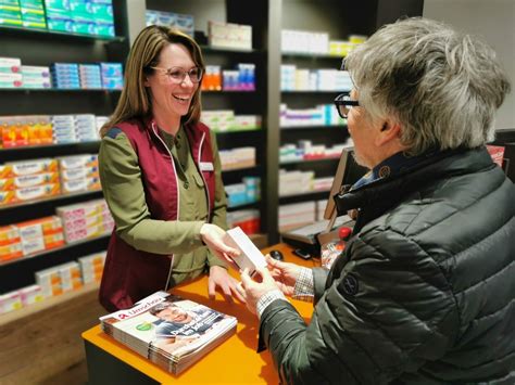 Was macht ihr denn wenn es zu einer situation kommt, in der z.b. Berufsbilder in der Markgafen Apotheke: Eine PTA mit Leib ...