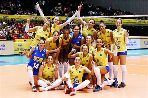 A equipe vinha de cinco vitórias consecutivas na competição, contra japão, rússia, itália, sérvia e bélgica. Seleção feminina de vôlei estreia com vitória sobre a ...
