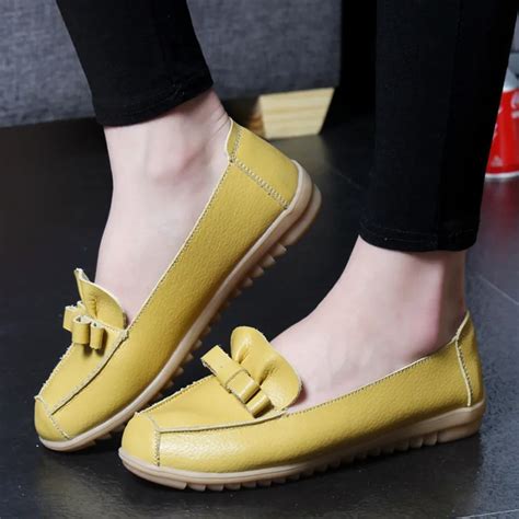 Buy Brand 2018 Summer Casual Women Soft Leather Flats