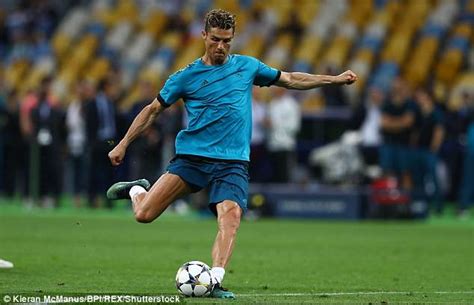 Cristiano Ronaldo Hits Cameraman With Wayward Shot In Training Daily