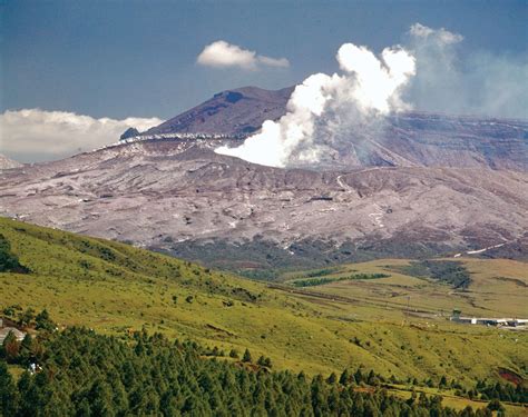 Mount Aso Active Caldera Eruption Britannica