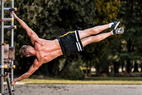 Everything And Anything About Calisthenics That You Need To Know Dmoose