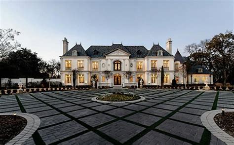 Prestigious French Château 10988000 Pricey Pads