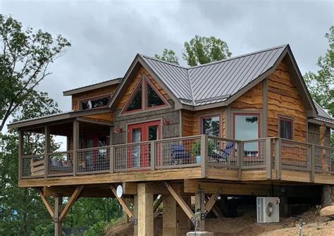 We share the best treehouse rentals in asheville, nc where you can sleep in total luxury and be in the treetops. Entire home/apt in Asheville, United States. "The Perch ...