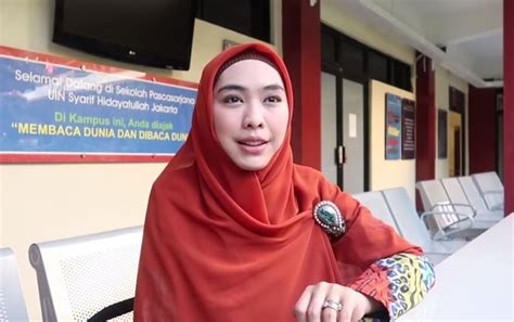 Bayi yang baru dilahirkan itu mengalami transient tachypnea of newborn (ttn) atau iya, baby sulaiman masih pakai ogt alias sonde alias selang yang masuk langsung ke lambungnya, tulis oki setiana dewi. Nostalgia Foto Saat Masih Balita, Oki Setiana Dewi Disebut ...