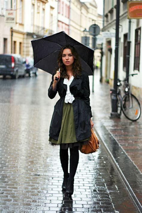 Découvrez notre sélection de manteaux, trench, parkas, blousons et anoraks. 1001 + idées en images pour la tenue classe femme et ...