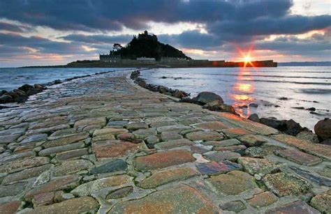 Many of cornwall's architectural gems have found fame as rosamunde pilcher film locations, from large county manors. Rosamunde Pilcher Filme | Drehorte in Cornwall - Unterwegs ...