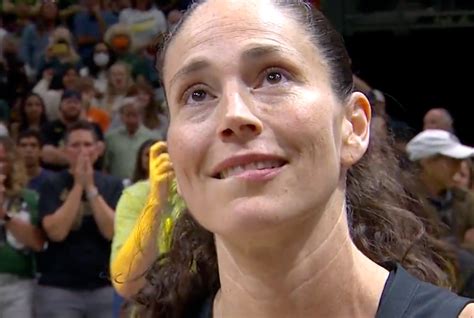 Crowd Goes Wild As Out Wnba Legend Sue Bird Finishes Her Final Game