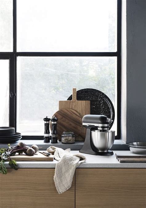 List everything you need for each task and plan. How to plan a successful kitchen layout using zones
