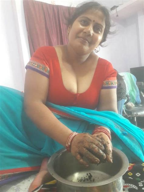 Indian Big Boobs Bhabhi In Tight Blouse Bra Stripping Gallery The Best Porn Website