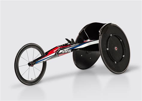 happy architect bmw redesigns racing wheelchair for paralympic athletes