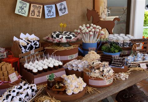 Party Frosting Western Cowboycowgirl Party Ideasinspiration