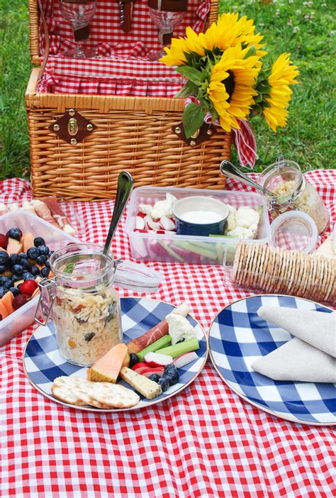 The Perfect Summer Picnic For Two Pender And Peony A Southern Blog