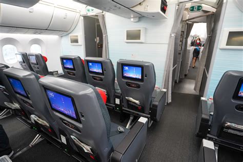 Review: Air Canada 787 Premium Economy Vancouver to Toronto | Prince of Travel