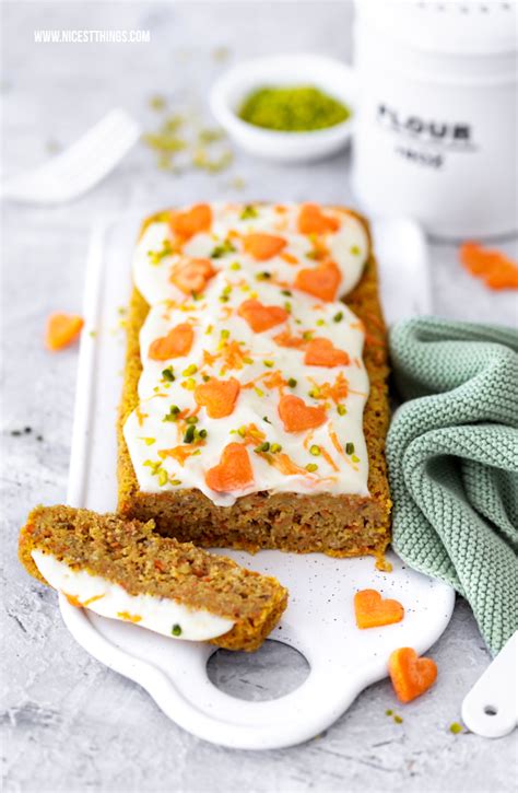 Hatten sie bei ihrem einkauf pech und es gab kein mehl mehr? Karottenkuchen ohne Mehl, kalorienarm, mit Frosting ...