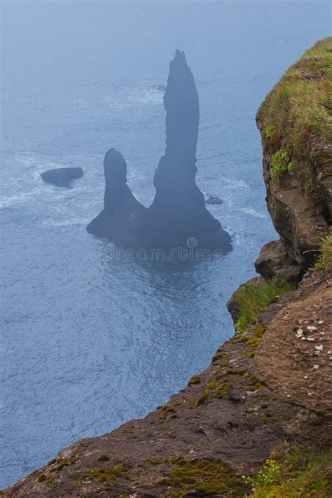 Reynisdrangar Cliffs South Iceland Stock Photo Image Of Pillar