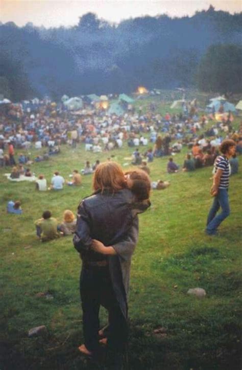 50 Years After They Met At Woodstock Couple Finally Finds A Photo Of Their First Hours Together