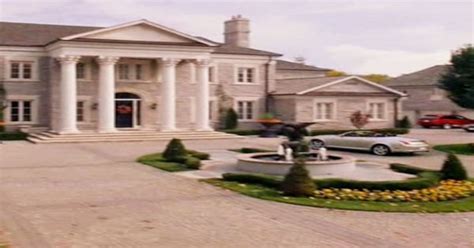 So Fetch Regina Georges Mean Girls Mansion Is Up For Sale E News