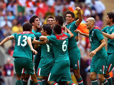 Top 10 footballers who have played in the olympics. team mexico - olympic 2012 soccer - photo by chang w. lee ...