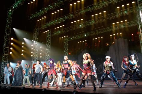 We Will Rock You Review Melbourne 2016 Man In Chair