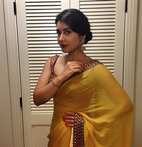 Khanna South Indian Actress Traditional Outfits Indian Actresses