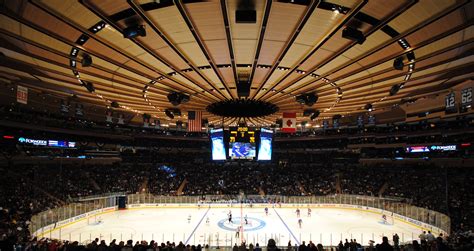 Madison Square Garden Whats Nearby New York By Rail