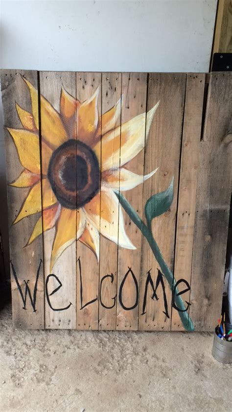 Browse our sunflower yard images, graphics, and designs from +79.322 free vectors graphics. Pin on Crafts n' Such