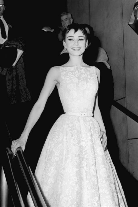 The 15 Most Expensive Celebrity Dresses Of All Time Oscar Dresses