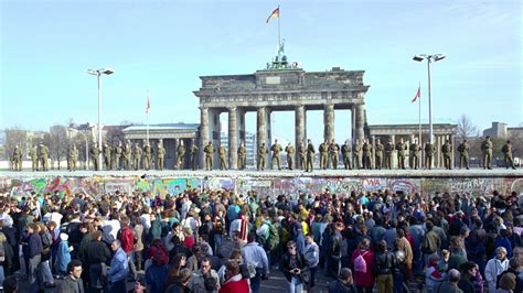 Brandenburg Gate Wall
