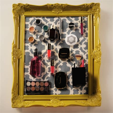Try making this makeup holder that keeps everything you need on a daily basis at … DIY Magnetic Makeup Board Organizer | POPSUGAR Beauty