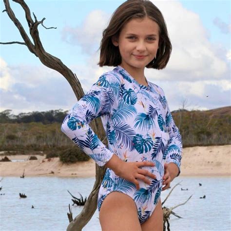 Resort Surfsuit Palm Beach Long Sleeve Swimwear Girls One Piece Swimsuit Surf Suit