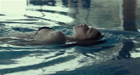 Naked Jessica Barden In The Lobster
