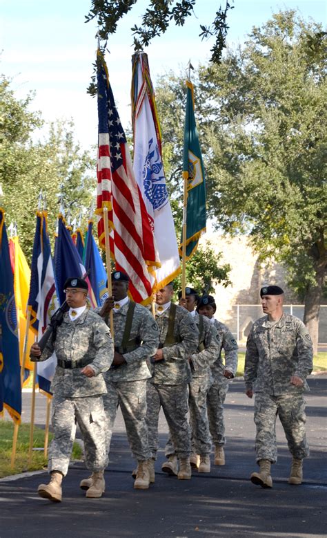 Micc Welcomes New Leader Article The United States Army