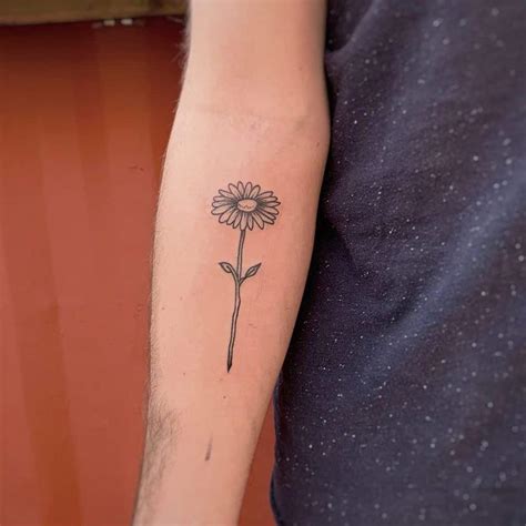 Share More Than Minimalist Daisy Tattoo Latest In Cdgdbentre