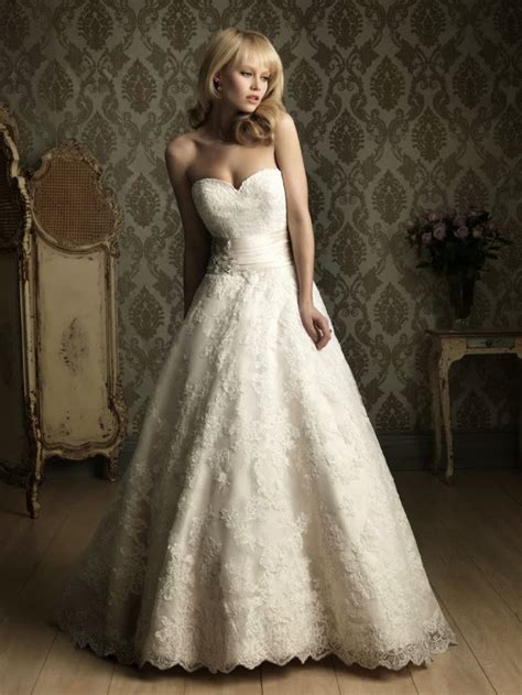 Pair your ivory wedding dress with ivory shoes or go for a statement navy blue shoe which will compliment the ivory hue beautifully. Tea Length White or Ivory Lace Wedding Dresses Concepts Ideas