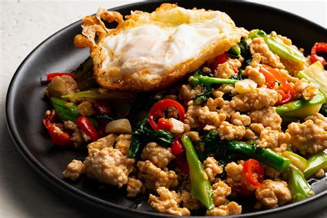 Easy Thai Chicken And Basil Stir Fry Recipe Thailand Recipes