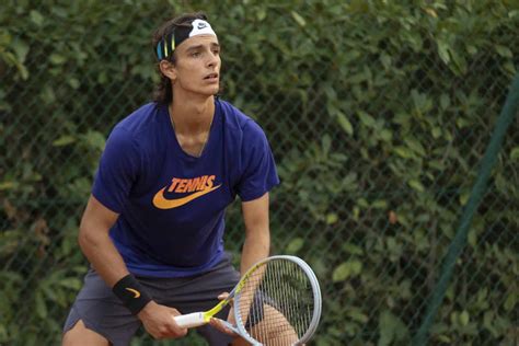 Bio, results, ranking and statistics of lorenzo musetti, a tennis player from italy competing on the atp international lorenzo musetti (ita). A Forlì Musetti torna in campo, vince e convince. Ma ora ...