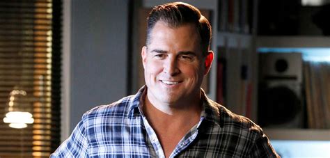 Csi Star George Eads Ergattert Rolle Im Macgyver Reboot