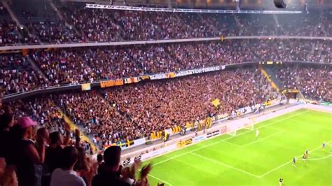 Redan kl 17 görs avstängningar för biltrafik för att underlätta tillströmningen av publik. Stockholm Derby | AIK vs Djurgarden @ Friends Arena | 2015 ...