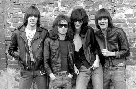 See The Ramones As Youve Never Seen Them Before Smiling Ramones