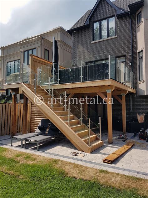 Onto the construction of any exterior stairs, landings, and decks. Modern Stair Railings & Handrails Toronto, Mississauga GTA
